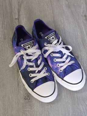 Converse Low Top sneakers